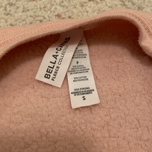 All You Need is Love Pink Crewneck Women’s Small - Picture 2 of 2